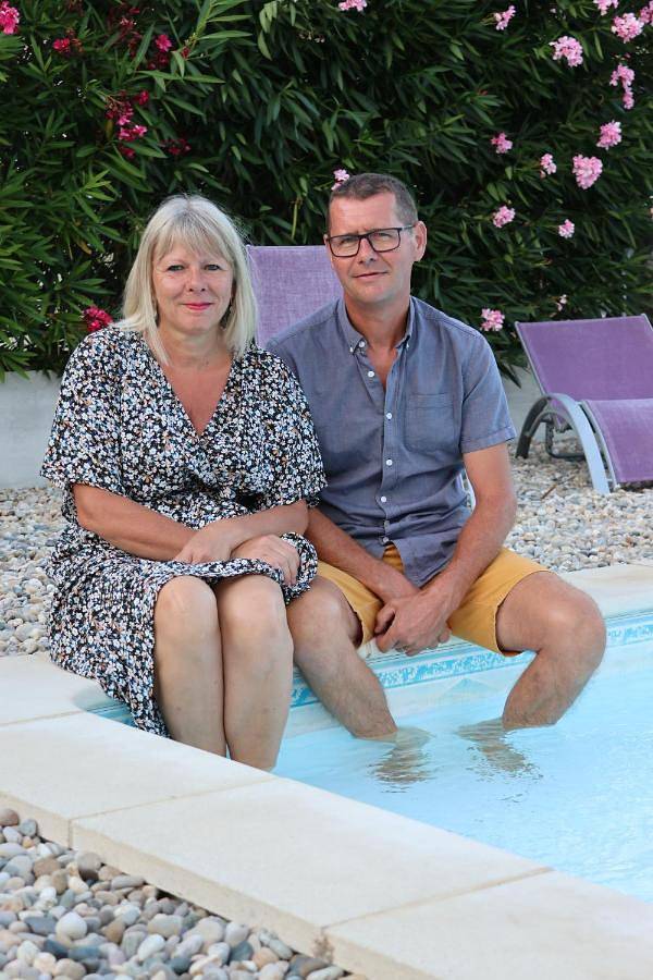 Location de vacances pour 2 personnes, avec vue ainsi que jardin et piscine, animaux acceptés à Lussas - 2