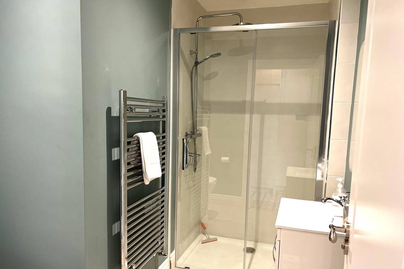 4 Bed House Sleeps 7 - Parking, Garden, Wifi in Killarney, Killarney-Nationalpark