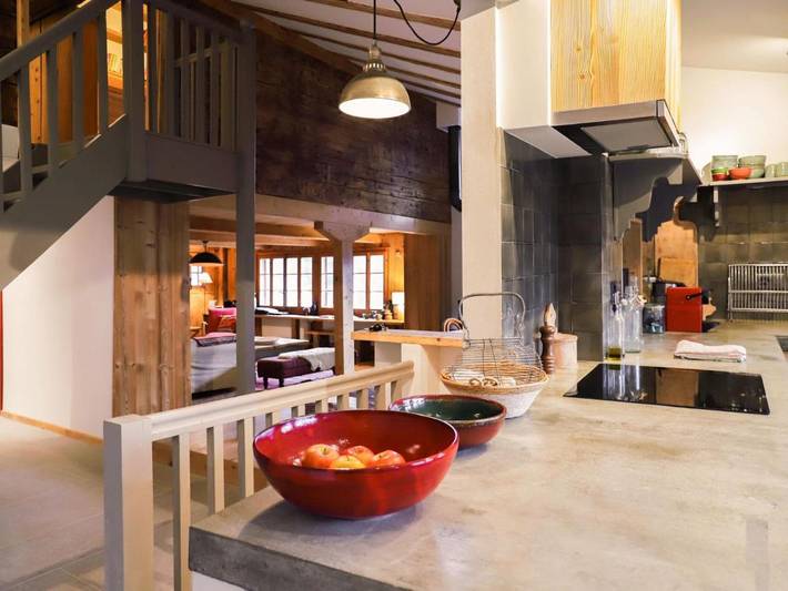 Gîte pour 11 personnes, avec terrasse et jardin, animaux acceptés à Bex - 2