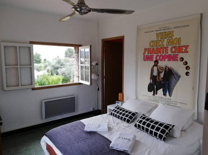 Location de vacances pour 2 personnes, avec jardin et piscine dans Les Lecques - 2