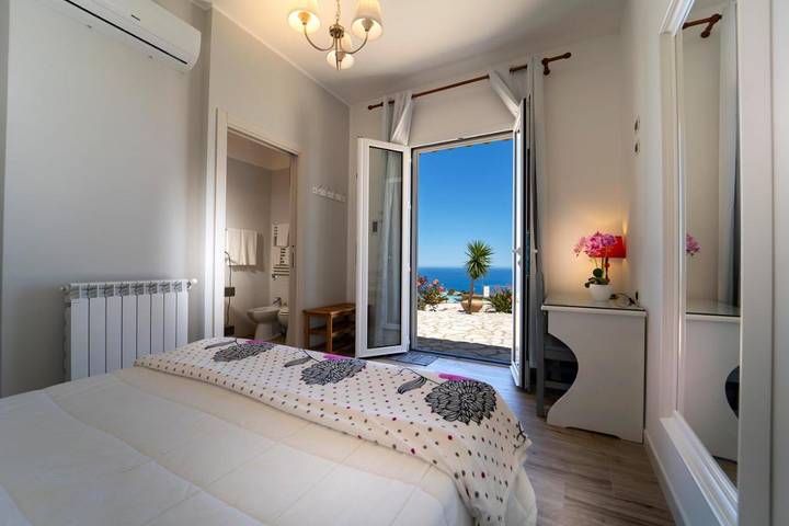 Hôtel pour 2 personnes, avec piscine et jardin à Scopello - 2