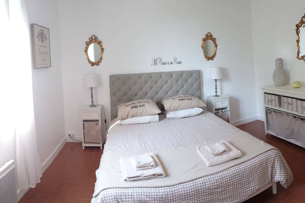 Villa met airconditioning, privézwembad en uitzicht op het platteland in Flayosc, Draguignan en omgeving