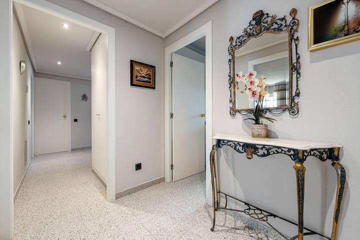 Casa de vacaciones 'Casa García' con balcón, Wi-Fi y aire acondicionado in La Aldea, Delta del Ebro