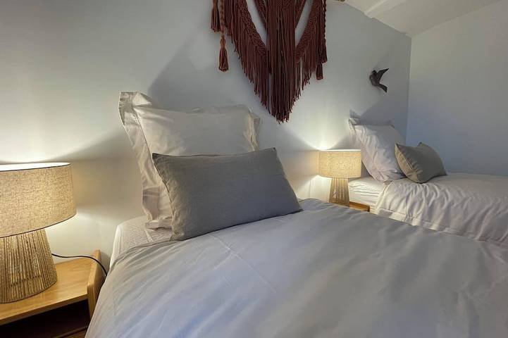 Location de vacances pour 10 personnes, avec jardin ainsi que jacuzzi et sauna dans Aydoilles - 2