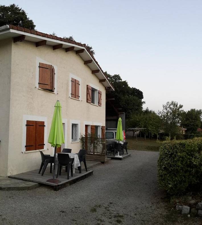 Gîte pour 3 personnes, avec vue et jardin à Duhort-Bachen