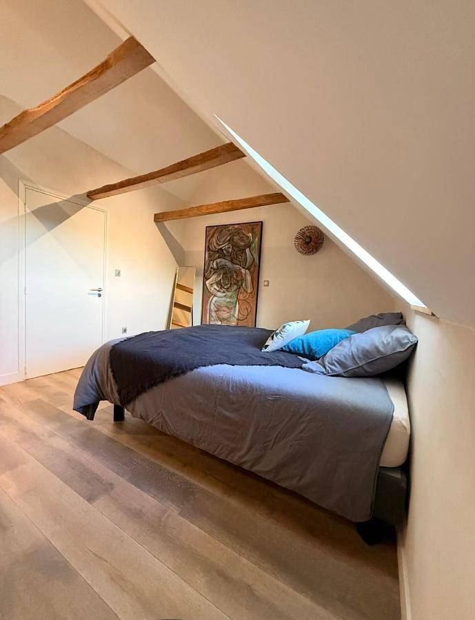 Location de vacances pour 2 personnes, avec vue ainsi que piscine et jardin à Bozouls - 3