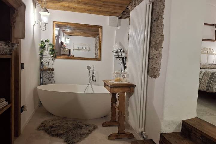 Ferienhaus für 2 Personen, mit Garten und Whirlpool, mit Haustier in Trentino-Südtirol