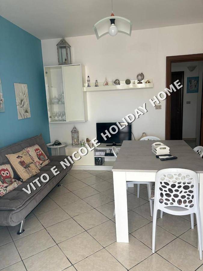 Villa per 5 persone, con Terrazza e Panorama a Lido Marini