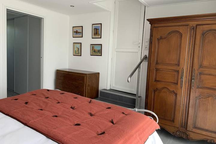 Location de vacances pour 10 personnes, avec terrasse à Mollégès - 4