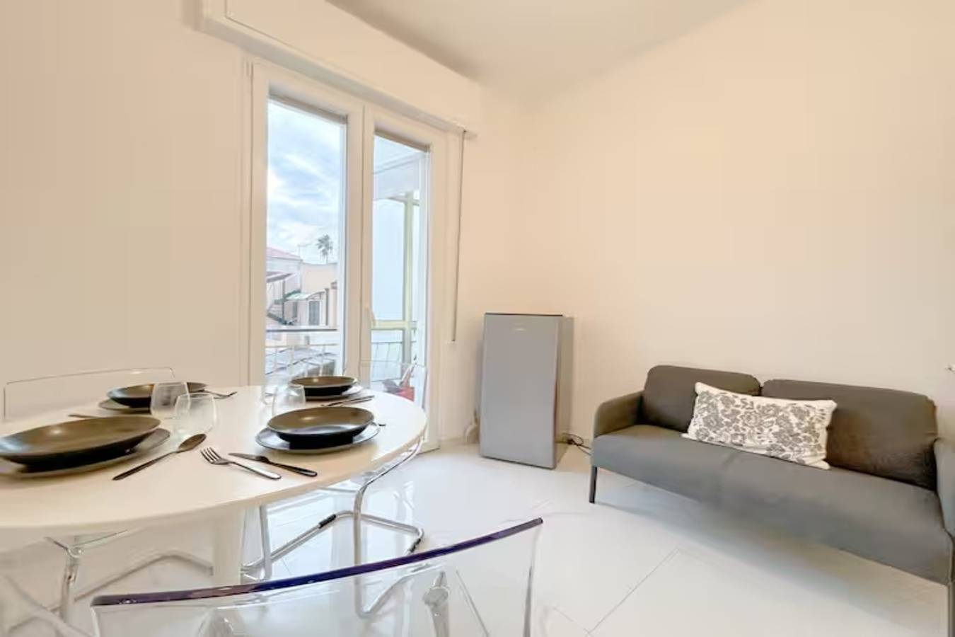 Ganze Wohnung, Ferienwohnung für 4 Personen mit Balkon in Loano, Riviera di Ponente