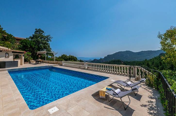 Villa pour 8 personnes, avec jardin et terrasse à Fréjus - 2