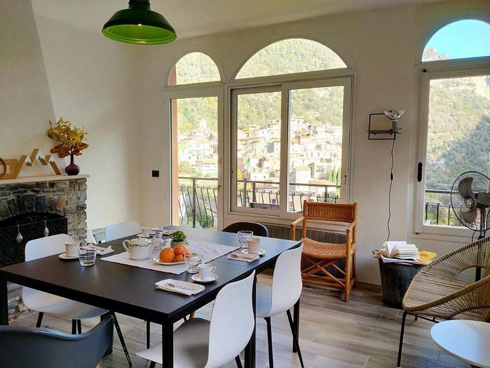 Location de vacances pour 5 personnes, avec balcon et vue à Airole - 3