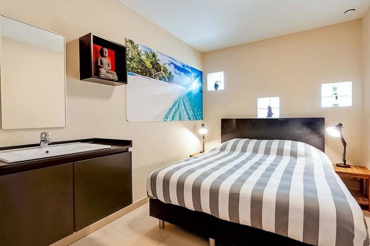 Location de vacances pour 8 personnes, avec jacuzzi et piscine ainsi que sauna et terrasse à Avelgem - 3