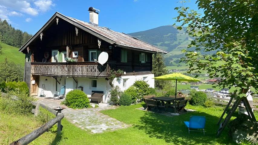 Ferienhaus für 8 Personen, mit Pool und Terrasse sowie Garten, mit Haustier am Großglockner