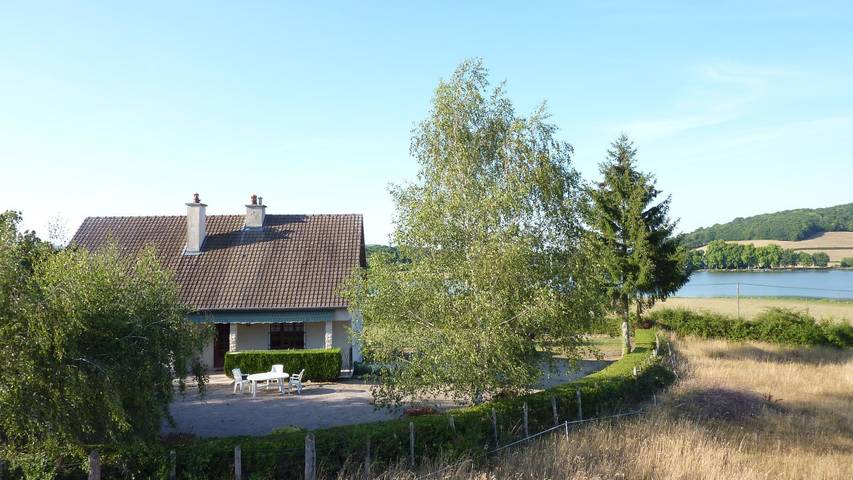 Le Champ des Charmes in Saint-Didier-sur-Arroux, Autun und Umgebung