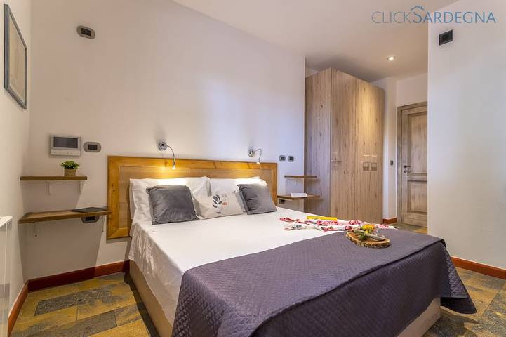 ClickSardegna Villa Girasoli mit Spa und Pool, Wifi, eigenem Bad in Alghero, Sassari Provinz
