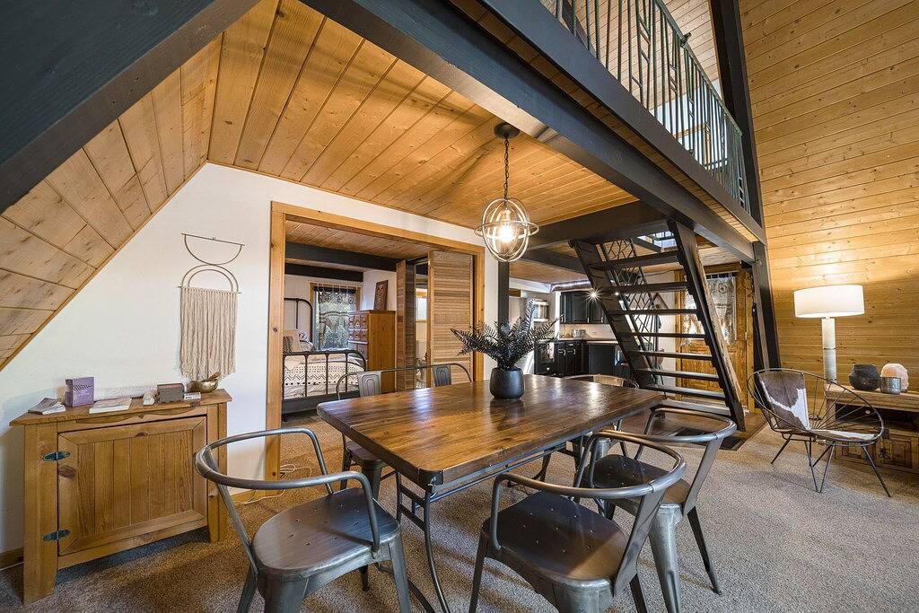 Beautiful Mountain Chalet in Arizona in Munds Park, Oak Creek Canyon