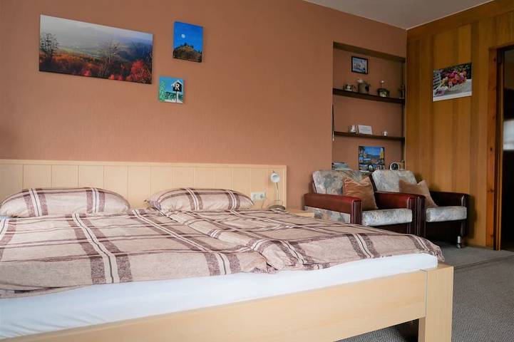 Ferienwohnung für 3 Personen, mit Garten und Balkon in Floh-Seligenthal - 2