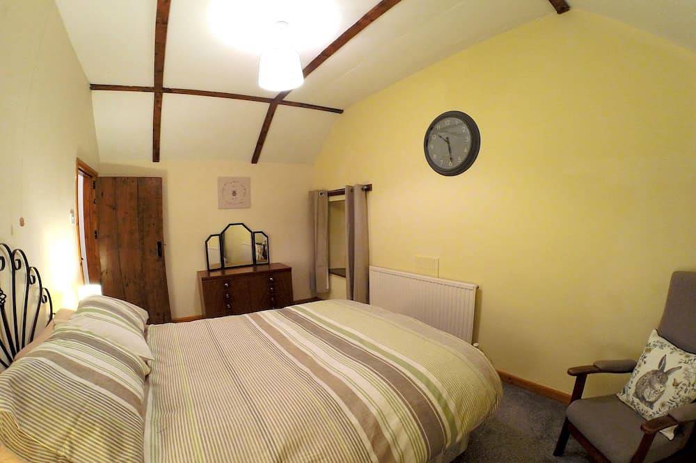 Coastal Cottage, 3Br,Wi-Fi, Parking, Enclosed Garden, Fishguard & Goodwick in Goodwick, Pembrokeshire