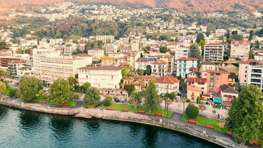 Ferienwohnung für 2 Personen, mit Balkon in Muralto