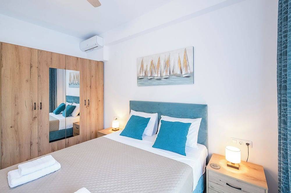 Family Villa Ami - private minigolf, outdoors gym, heated pool - 2min from beach in Roda, Korfu