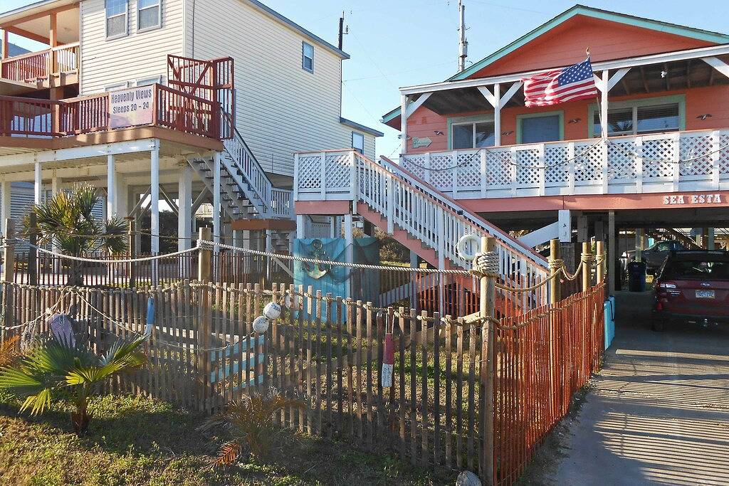 Surfside Beach Home w / Deck - 300 Fuß vom Golf entfernt! in Brazoria County