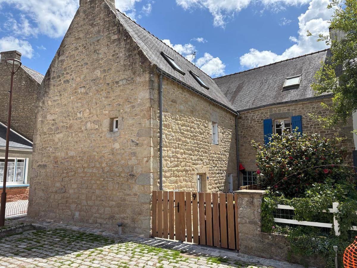 Two-Bedroom House in Chapelle de Saint-Cado, Belz