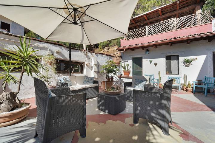 Double Room with Wi-Fi and Air Conditioning in Gonnesa, Iglesiente