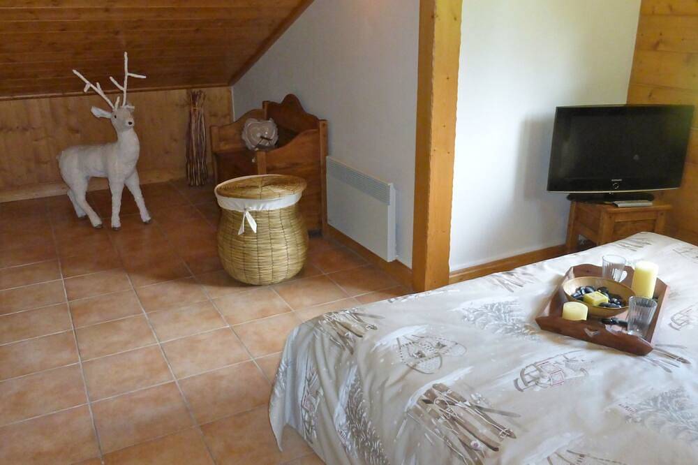 Geheel appartement, Groot 120 M2 Duplex In Staand Chalet Mgm Met 4 **** Verwarmd Zwembad in Villard-sur-Doron, Albertville en omgeving