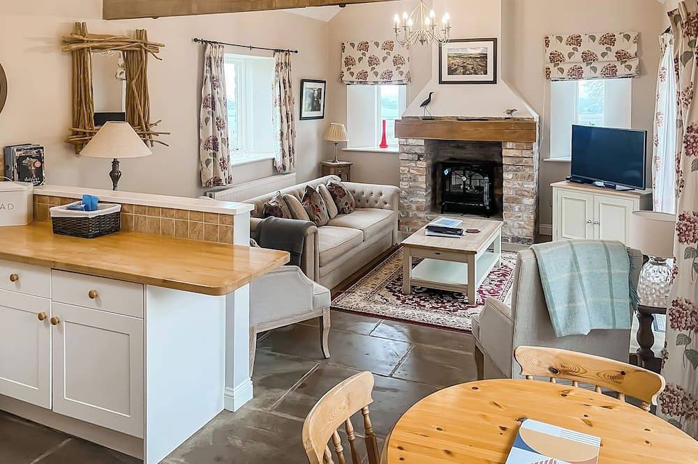 2 bedroom accommodation in Scalby, Scarborough in North York Moors National Park