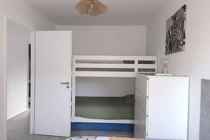 Charmante Maisonnette T3 avec Jardin in La Motte-d'Aigues, Parc naturel régional du Luberon