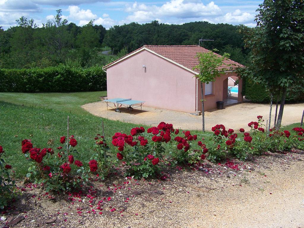Gite bas - Gîtes Béral avec piscine privée in Condezaygues, Région de Villeneuve-sur-Lot