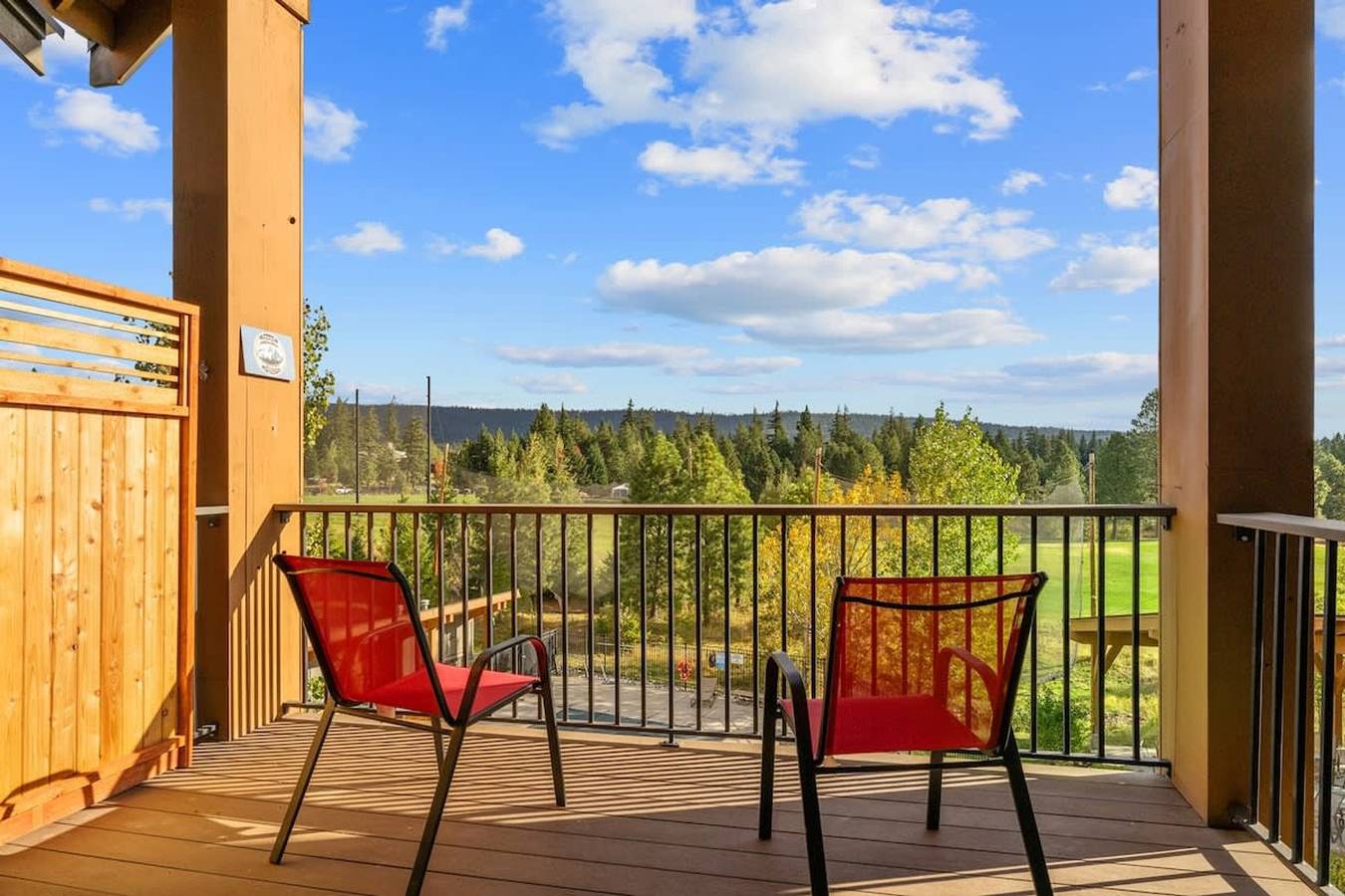 Apartamento entero, Top Floor Views | w/ Hot Tub | Golf Course in Condado de Kittitas