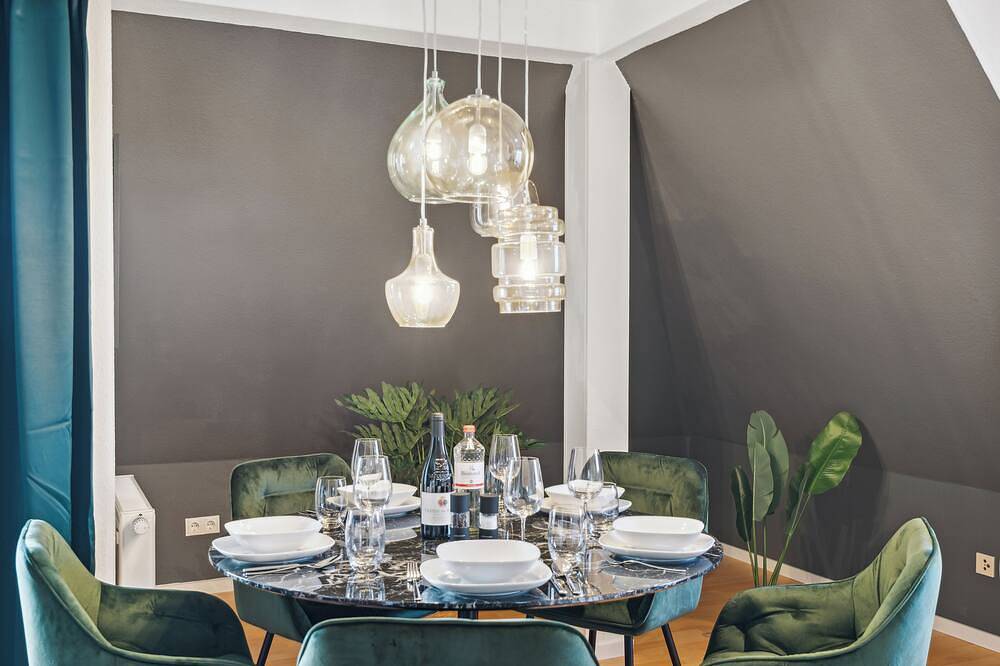 Ganze Wohnung, Maremar - Maisonette am Holzmarkt - Luxus Boxspring - Arbeitsplatz - Loggia in Verden, Landkreis Verden