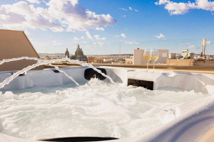 Appartement de vacances pour 4 personnes, avec jacuzzi et terrasse