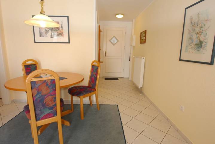 Ferienwohnung für 4 Personen, mit Ausblick und Balkon sowie Seeblick in Zingst - 3