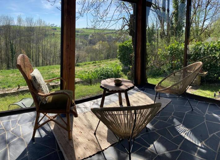 Gîte pour 6 personnes, avec Terrasse et Jardin à Alban