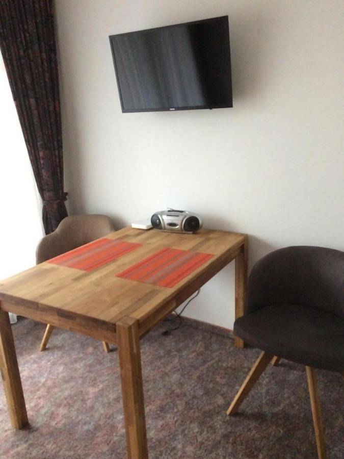 Ferienwohnung für 2 Personen, mit Balkon und Ausblick in Raggal - 3