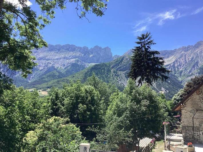 Location de vacances pour 4 personnes, avec Balcon ainsi que Terrasse et Vue dans Chauffayer - 2