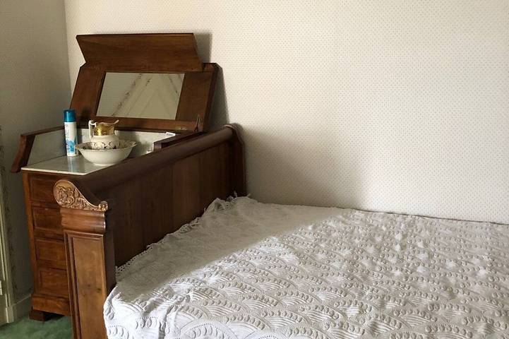 Casa antigua con terraza privada con vistas al jardín del propietario. in La Tremblade, Côte de Beauté