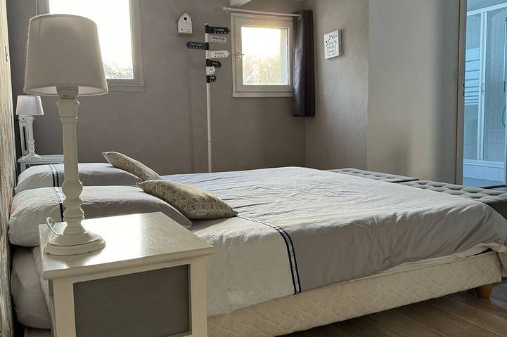 Ferienhaus für 12 Personen, mit Terrasse und Garten in La Rochelle - 4