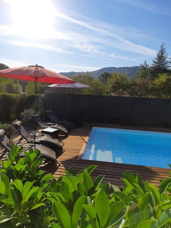 Maison de campagne pour 4 personnes, avec vue ainsi que jardin et piscine