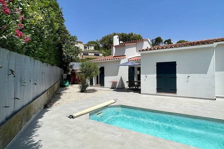 Quiet family home with private pool in Carnoux-en-Provence, Mittelmeerküste (Frankreich)