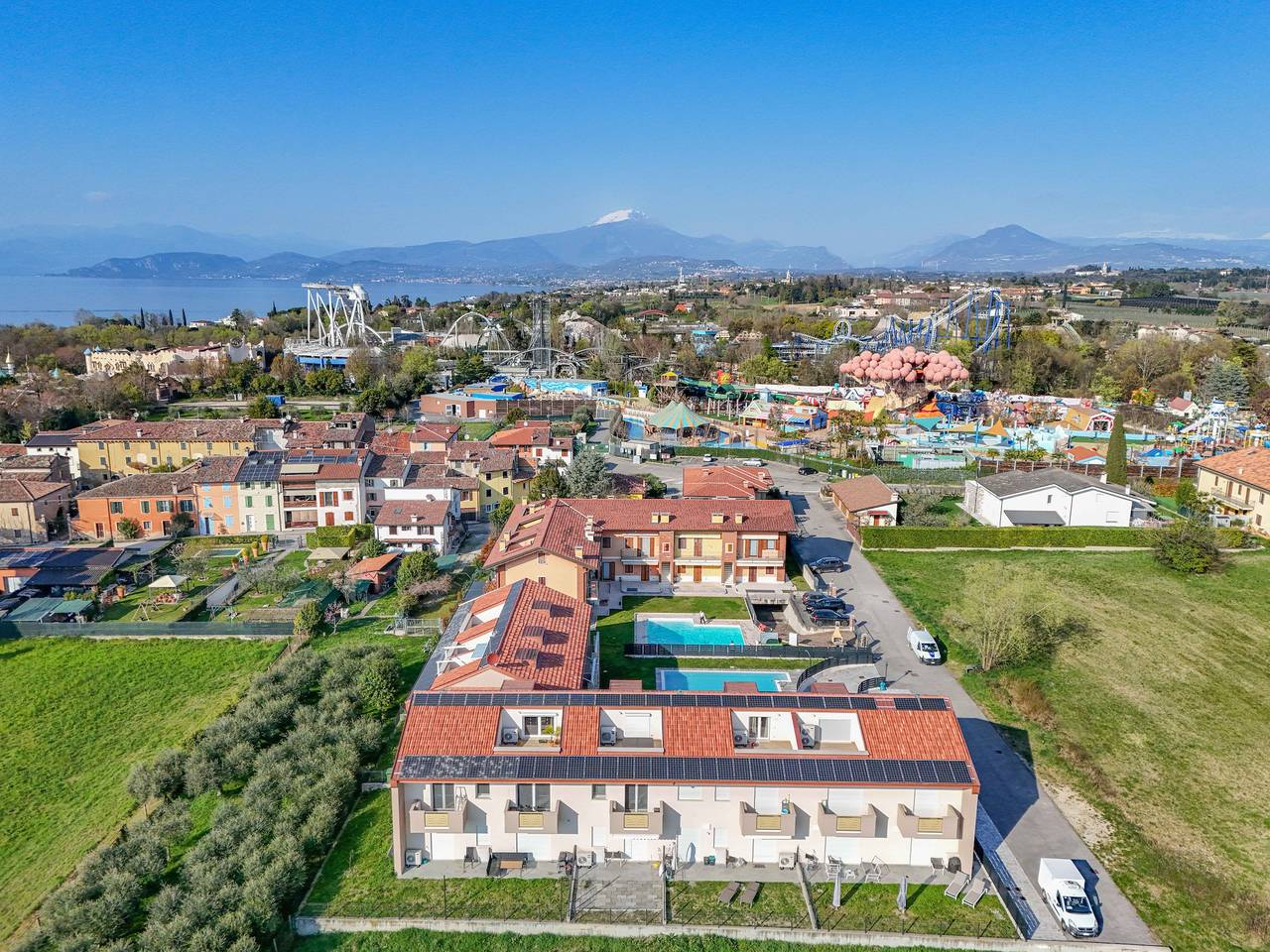Ganze Wohnung, Mgh- Gardenia Holiday Home in Castelnuovo del Garda, Gardasee-Berge