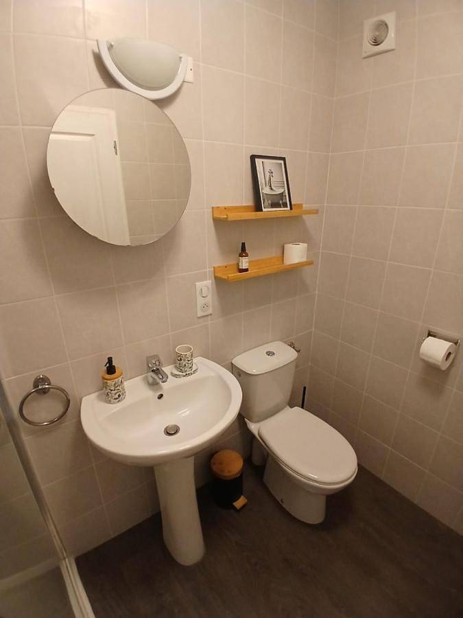 Location de vacances pour 2 personnes, avec terrasse et jardin à Loubès-Bernac - 2