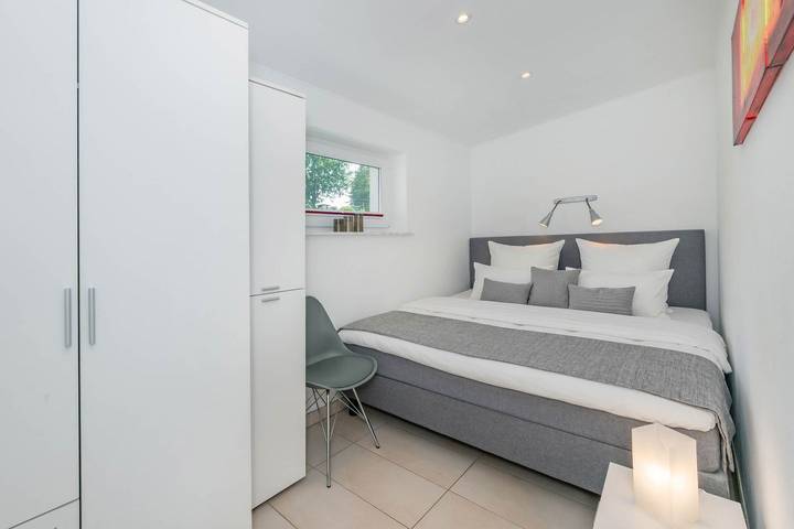 Ganze Wohnung, Ruheoase am Krebssee – moderne Ferienwohnung mit Garten & Yoga in Neu-Sallenthin (Usedom) in Heringsdorf, Usedom