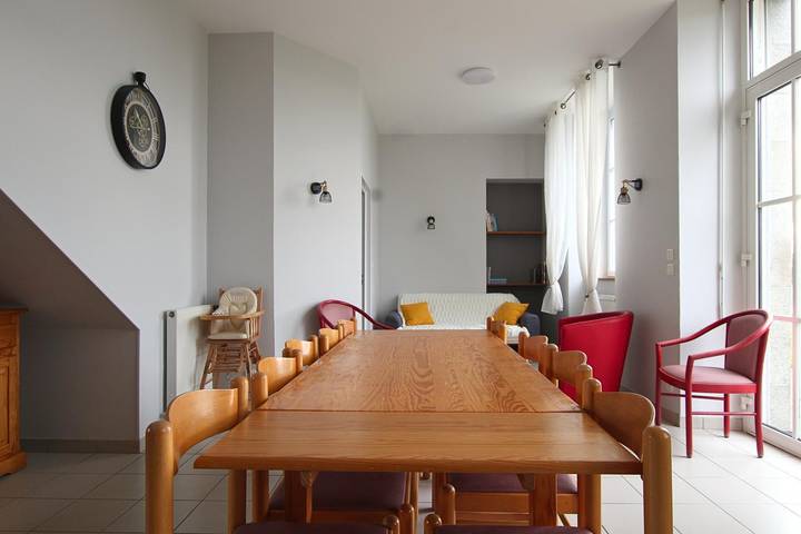 Gîte pour 10 personnes, avec jardin et terrasse dans Basse-Normandie