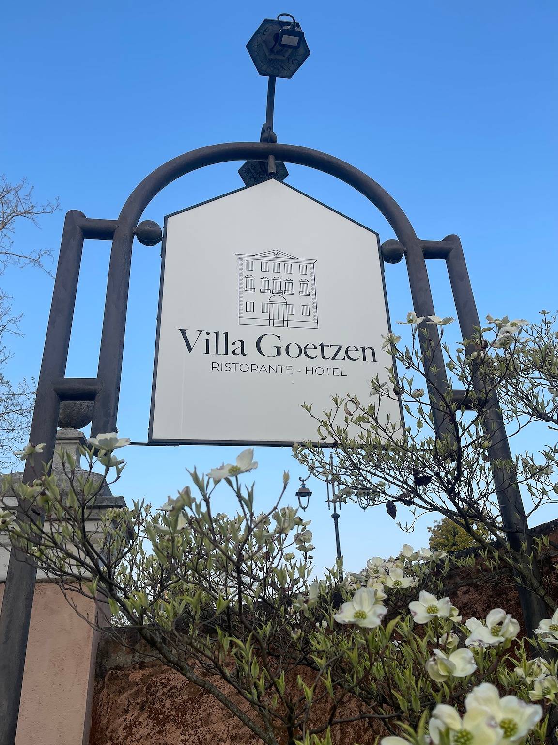 Camera 'Villa Goetzen - Singola' con Wi-Fi e aria condizionata in Dolo, Provincia di Venezia