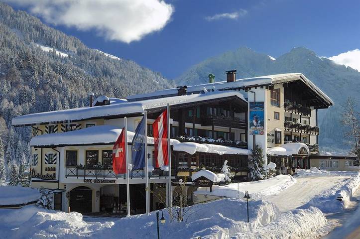 Hotel für 20 Personen, mit Terrasse und Whirlpool sowie Garten und Sauna