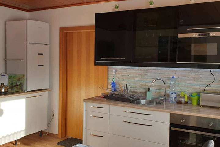 Ferienwohnung für 6 Personen, mit Ausblick und Garten in Eisenerz - 4